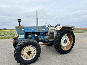 Ford 5000 - Traktori: kuva Ford 5000 - Traktori