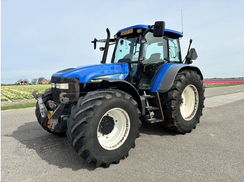 New Holland TM 155 - Traktori: kuva New Holland TM 155 - Traktori