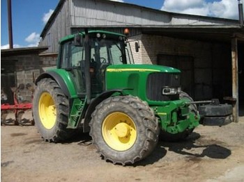 John Deere 6820 - Traktori