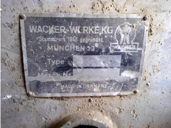Wacker DVPN 75 - Rakennuskoneet