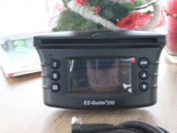 Steyr EZ-Guide 250 mit AG 15 Antenne - Navigointijärjestelmä